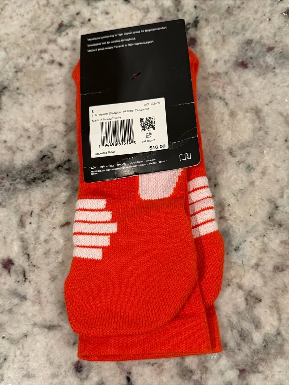 NWT Dri-FIT Elite Crew Basketball Crew Socks Bright Orange with White Accents L